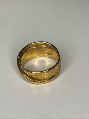 Vintage Hammered Gold Wrap Ring Thick Textured Statement Band Boho Style